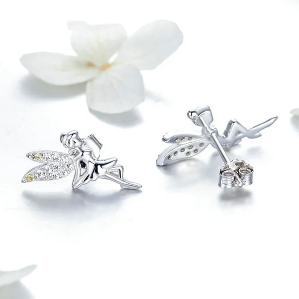 N/A dainty white